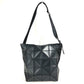 ISSEY MIYAKE BAOBAO バオバオ カバン 斜め掛け ショルダーバッグ PVC ユニセックス ブラック