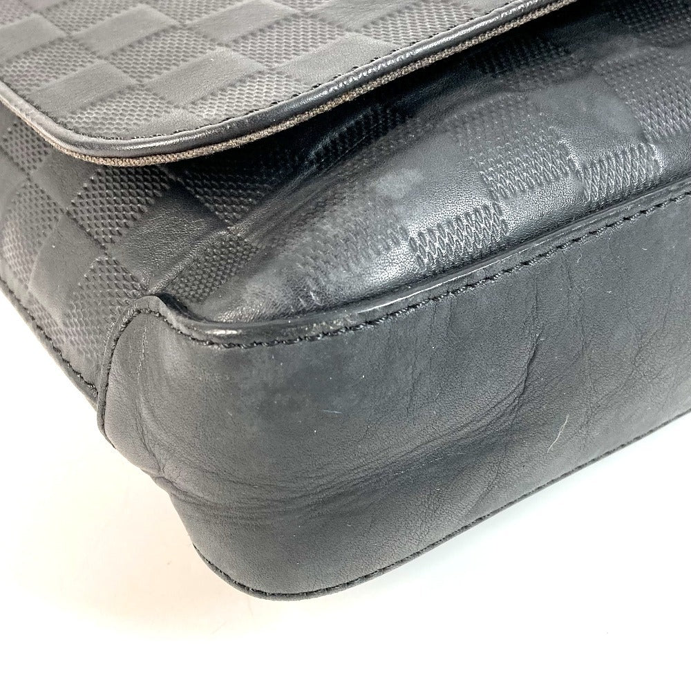 LOUIS VUITTON N41286 Damier Infini District PM Messenger Bag with Flap, Crossbody Shoulder Bag, Unisex, Damier Infini Leather, Onyx, Black