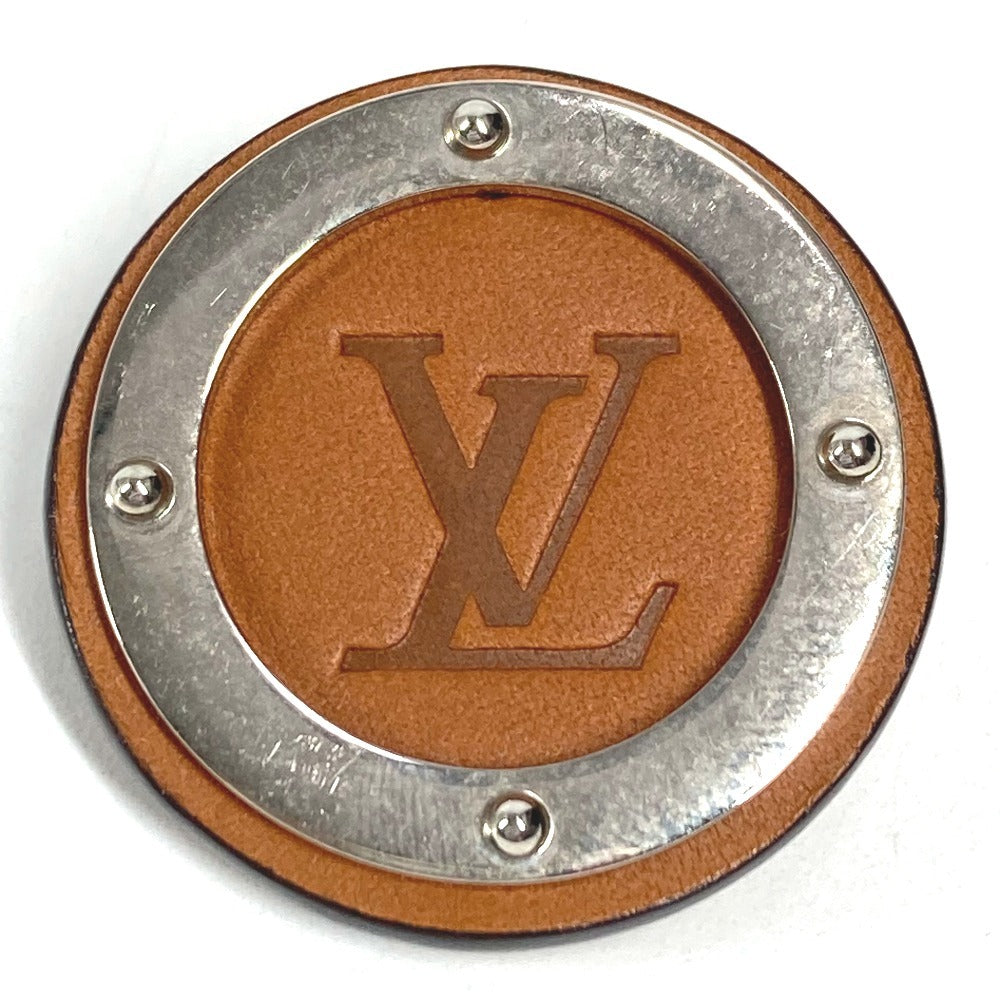 LOUIS VUITTON M68098 LV Logo Brooch Set with Travel Key, 3-Piece Jewelry Set, Metal Brooch, Unisex, Silver