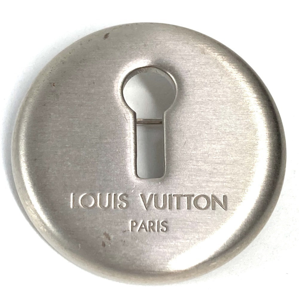 LOUIS VUITTON M68098 LV Logo Brooch Set with Travel Key, 3-Piece Jewelry Set, Metal Brooch, Unisex, Silver