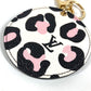 LOUIS VUITTON MP3070 モノグラム ポルト クレ イリュストレ ワイルド アット ハート キーホルダー レオパード ヒョウ 豹 バッグチャーム レザー ユニセックス ピンク