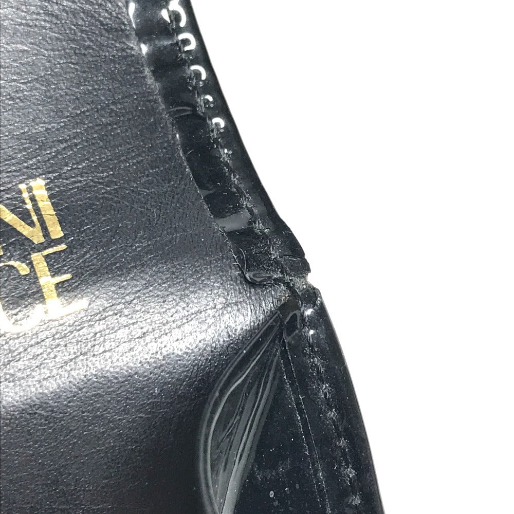 VERSACE ヴィンテージ サンバースト ロゴ 携帯ポーチ カバン 斜め掛け ポシェット フラップ チェーンバッグ ショルダーバッグ エナメル ユニセックス ブラック