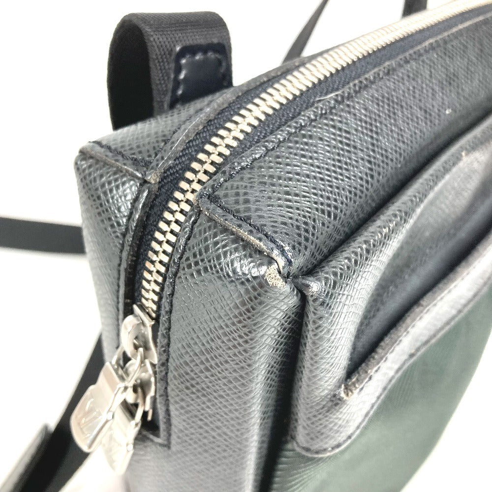 LOUIS VUITTON M30902 タイガ サヤン 斜め掛け ポシェット カバン ショルダーバッグ レザー/ナイロン ユニセックス カーキ