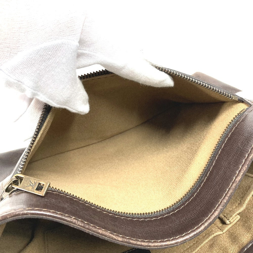 LOUIS VUITTON M92994 ユタ オハマ カバン メッセンジャーバッグ フラップ ショルダーバッグ ユタレザー メンズ カフェ ブラウン