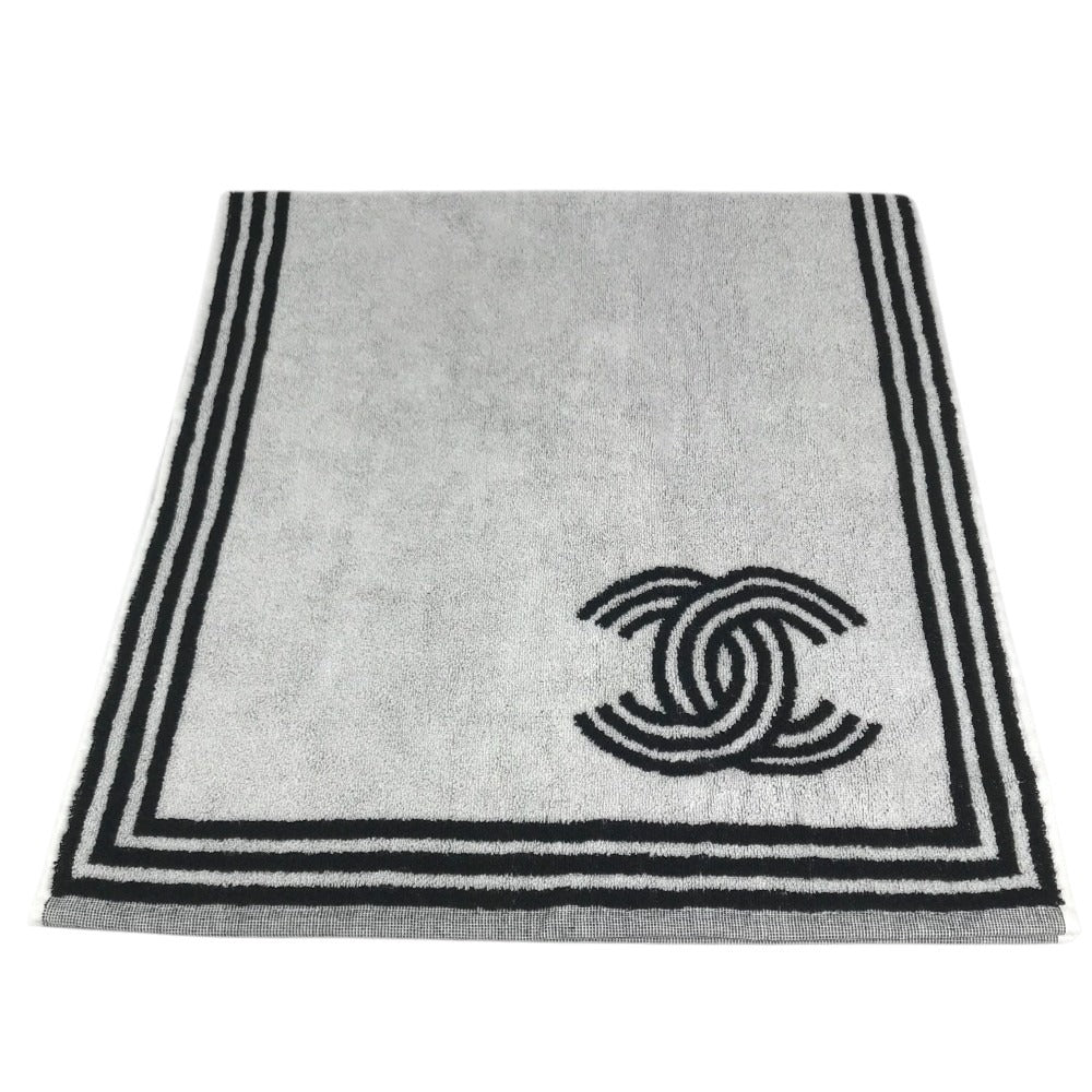 CHANEL AA9752 Sports Logo 24C Hairband, Wristband, and Towel 4-Piece Set Headband, hair accessory, bath towel hair band cotton White/Black Used