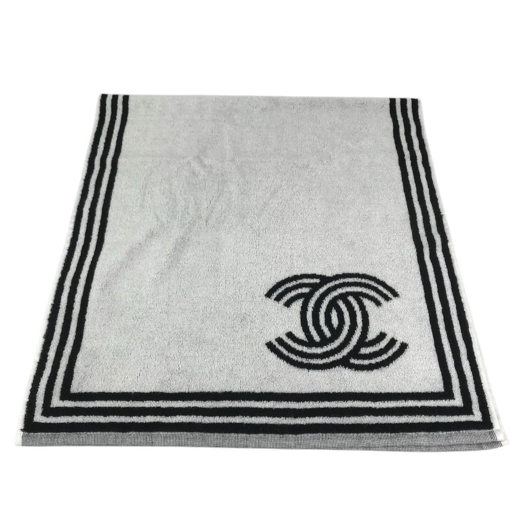 CHANEL AA9752 Sports Logo 24C Hairband, Wristband, and Towel 4-Piece Set Headband, hair accessory, bath towel hair band cotton White/Black Used