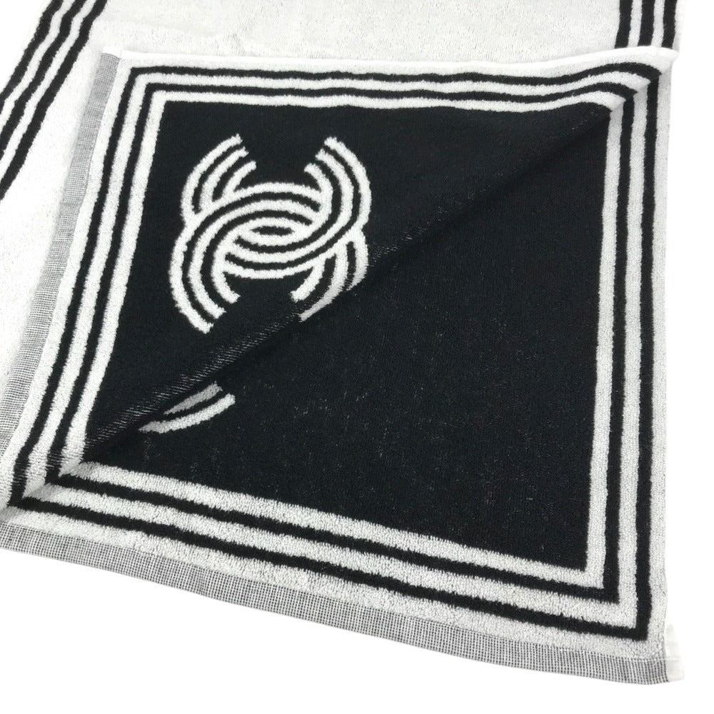 CHANEL AA9752 Sports Logo 24C Hairband, Wristband, and Towel 4-Piece Set Headband, hair accessory, bath towel hair band cotton White/Black Used