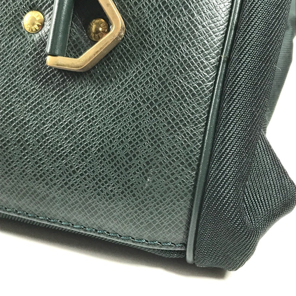LOUIS VUITTON M30704 Taiga Garment Case Portable Cinq Centrée Portable Cinq Centrée Bags Travel Bags Shoulder Bags Duffle Bag Taiga Leather / Nylon canvas Green Used