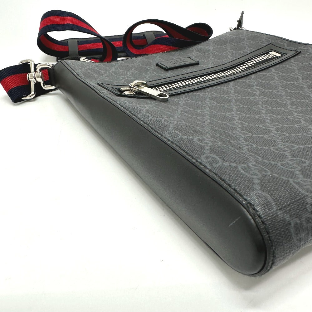 GUCCI 474137 GG Messenger Bag Shoulder Bag in GG Supreme Canvas, Men's, Black