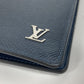 Louis Vuitton M30292 Taiga Portefeuille Brazza Long Wallet Bifold Long Wallet Taiga Lelaki Lelaki