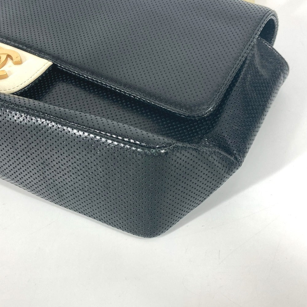 CHANEL バイカラー CC ココマーク パンチング カバン フラップ 肩掛け ショルダーバッグ レザー レディース ブラック - brandshop-reference