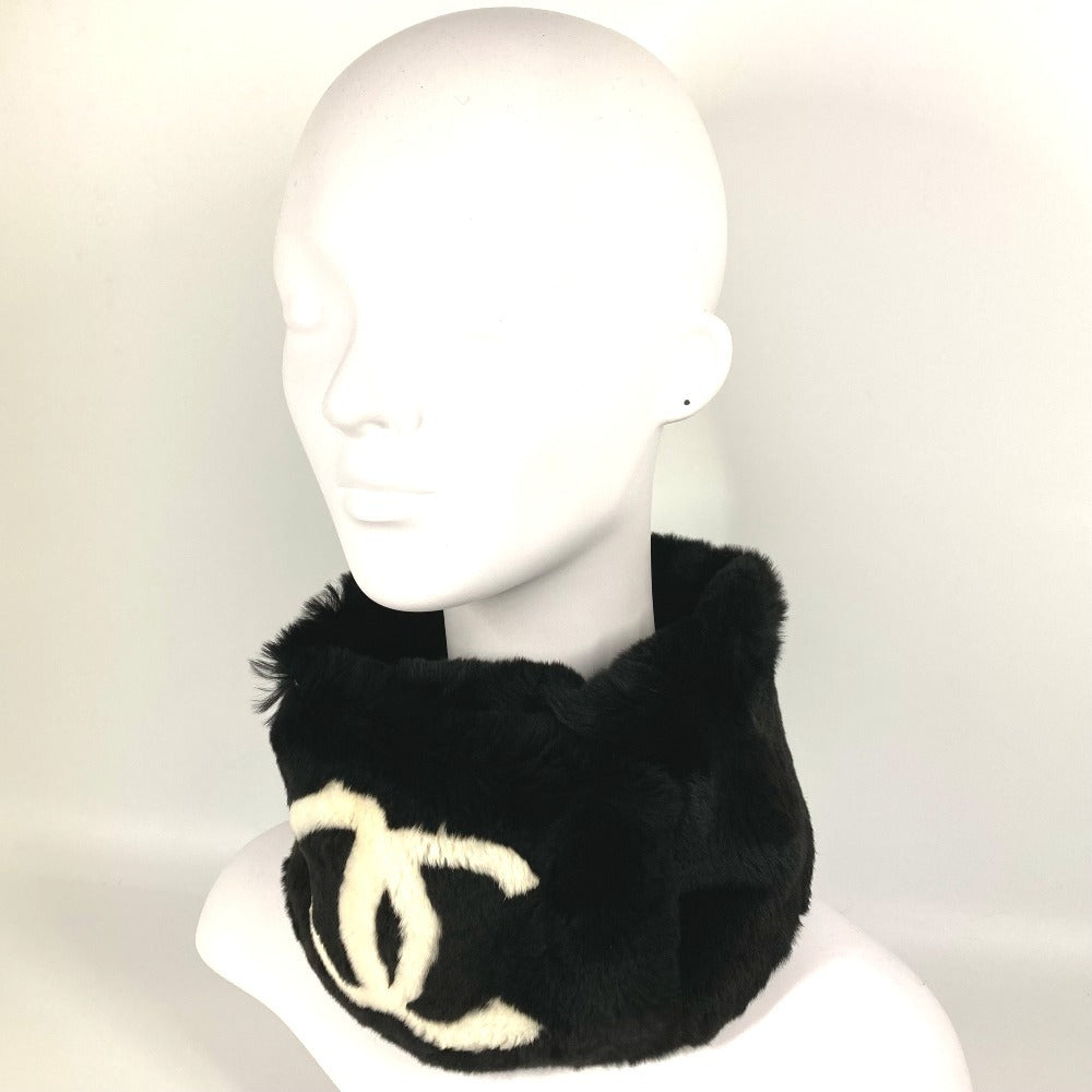 CHANEL Bicolor CC Logo Coco Mark Tippet Accessory Muffler Fur Ladies Black
