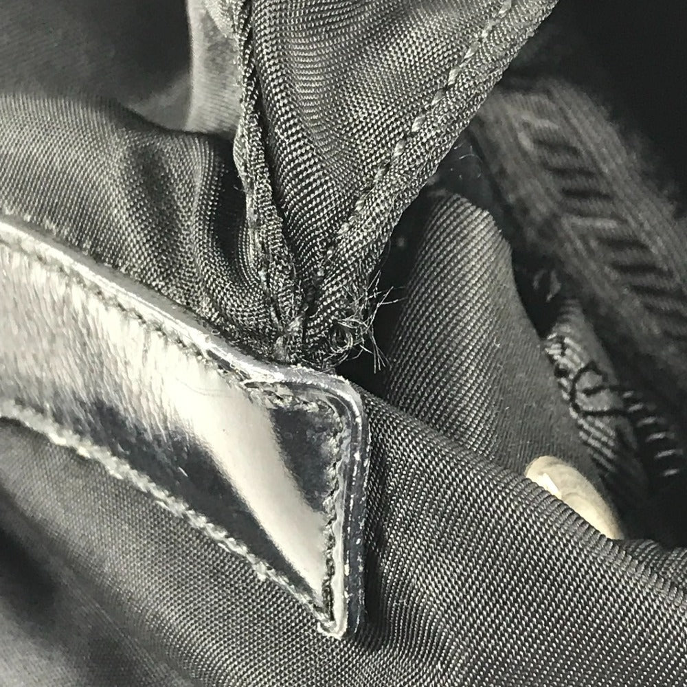 PRADA トライアングルロゴ 三角ロゴ プレート カバン バックパック リュックサック レザー/ナイロン ユニセックス ブラック