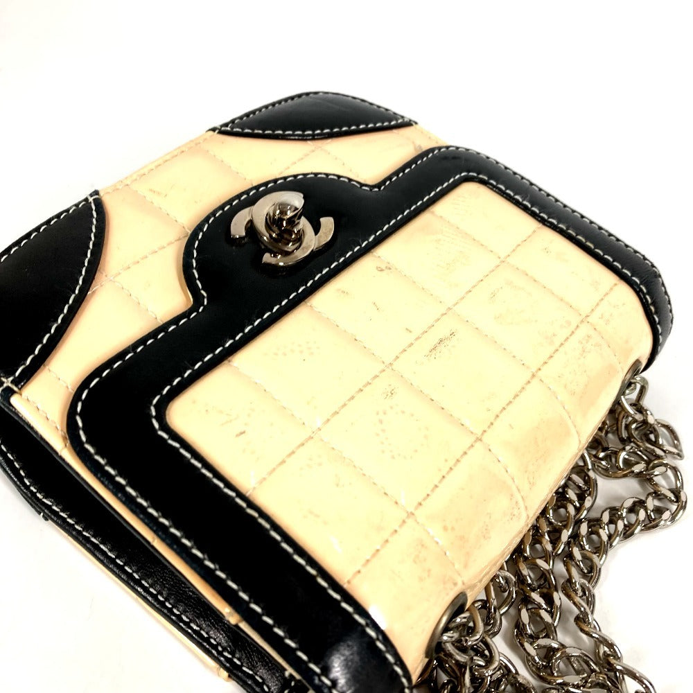 CHANEL CC Coco Mark Logo Mini Matelasse Chocolate Bar Chain Bag, Crossbody Flap Shoulder Bag, Patent Leather, Women's, White