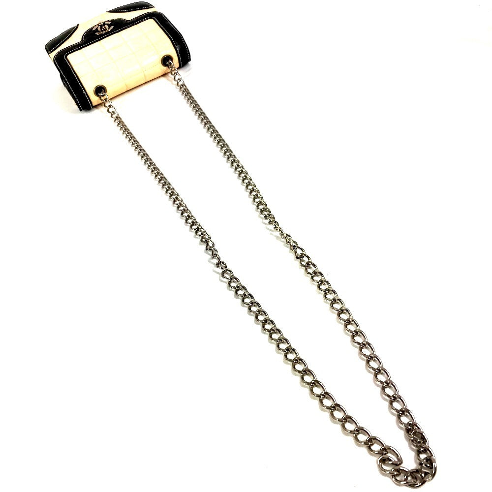 CHANEL CC Coco Mark Logo Mini Matelasse Chocolate Bar Chain Bag, Crossbody Flap Shoulder Bag, Patent Leather, Women's, White