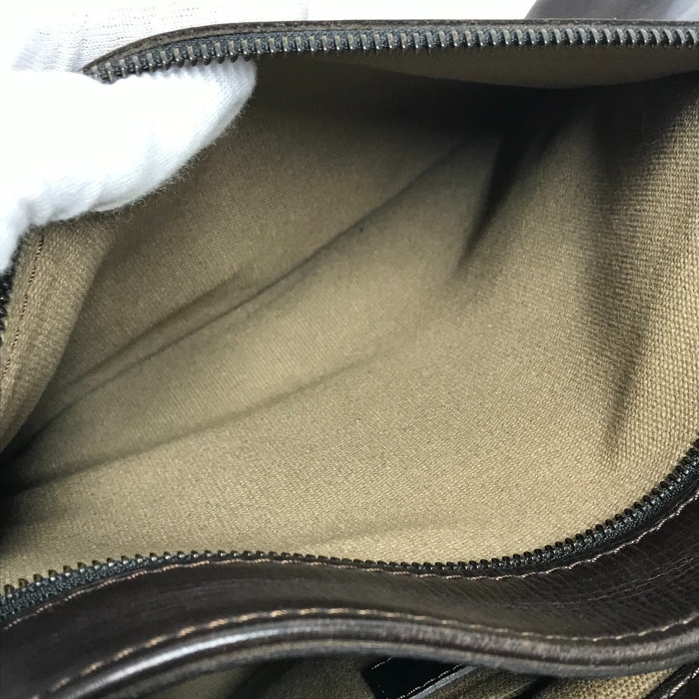 LOUIS VUITTON M92071 ユタ メッセンジャー 斜め掛け カバン フラップ メッセンジャーバッグ ショルダーバッグ ユタレザー ユニセックス カフェ ブラウン