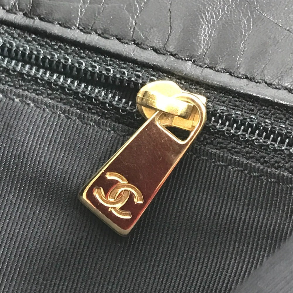 CHANEL CC ロゴ ココマーク 総柄 カバン 斜め掛け ポシェット フラップ ショルダーバッグ レザー レディース ブラック