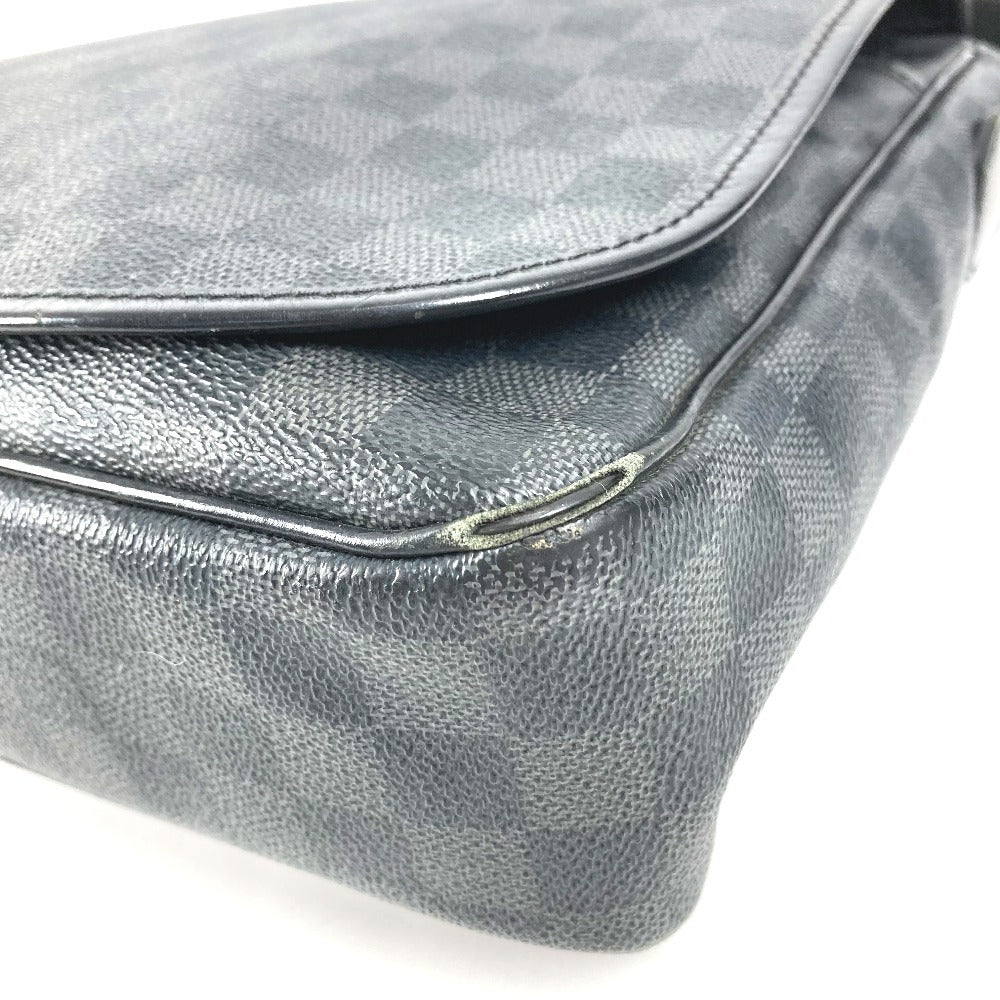 LOUIS VUITTON N58029 Damier Graphite Daniel MM Daniel MM Bag Messenger Bag Flap Shoulder Bag Damier Graphite Canvas Unisex Black