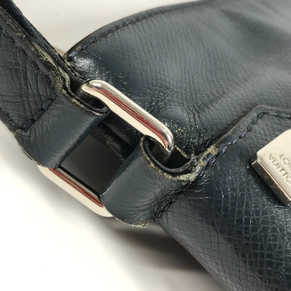 LOUIS VUITTON M32629 Taiga Sasha Bag Crossbody Pochette Shoulder Bag Taiga Leather Unisex Boreal Navy