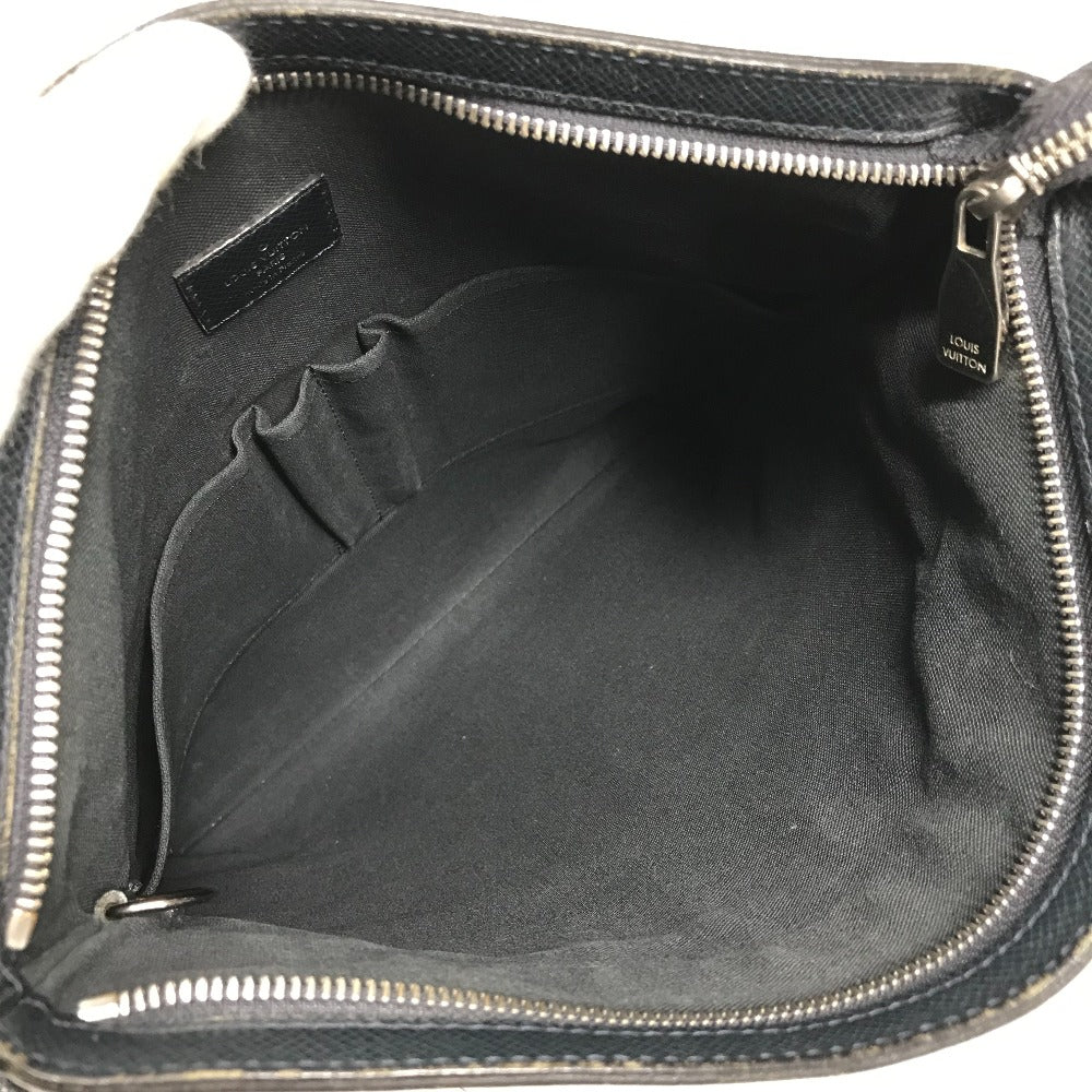 LOUIS VUITTON M32629 Taiga Sasha Bag Crossbody Pochette Shoulder Bag Taiga Leather Unisex Boreal Navy