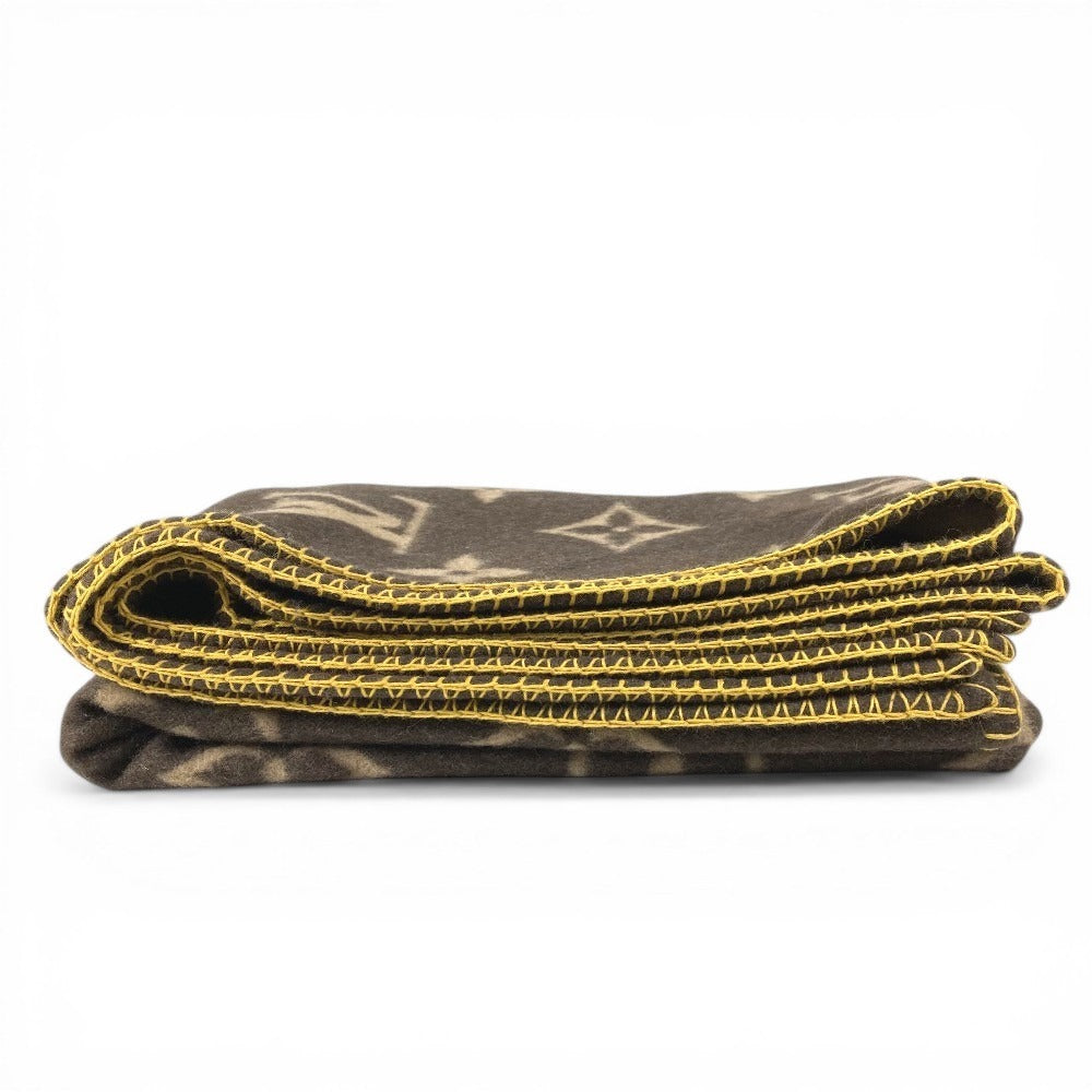 LOUIS VUITTON M92067 モノグラム ラグモノグラム インテリア ひざかけ 毛布 ブランケット ウール ユニセックス アンゴラ ブラウン