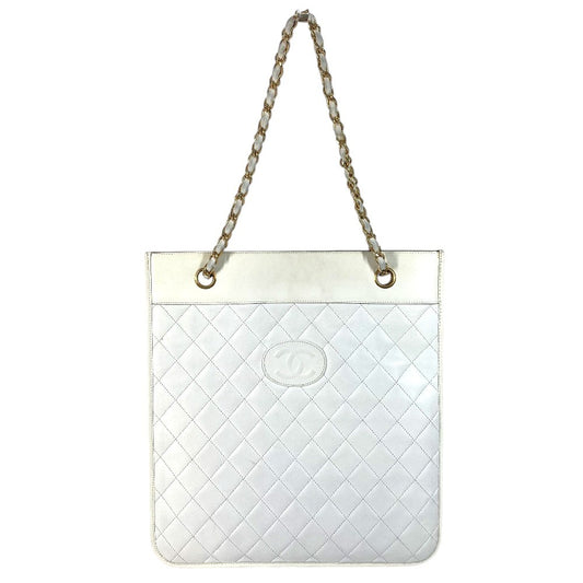 CHANEL ヴィンテージ CC ココマーク ロゴ フラット キルティング マトラッセ カバン 肩掛け　Wチェーン トートバッグ 縦型 ショルダーバッグ レザー ユニセックス ホワイト