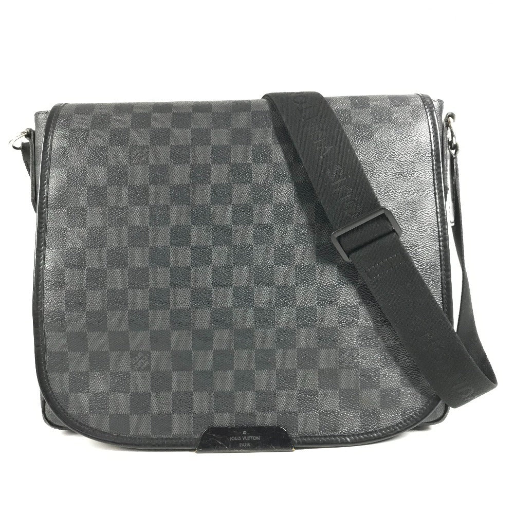 LOUIS VUITTON N58033 Damier Graphite Daniel GM Crossbody Messenger Bag, Damier Graphite Canvas, Unisex, Black