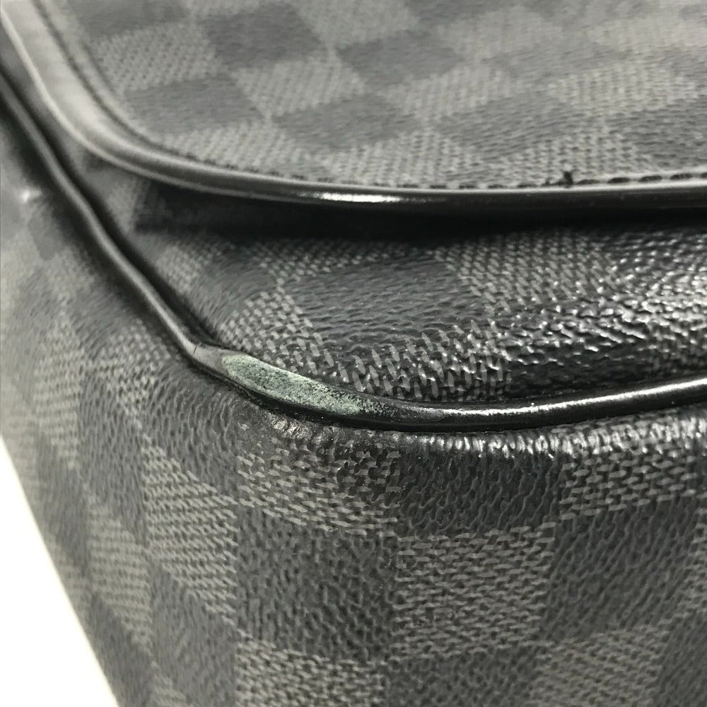 LOUIS VUITTON N58033 Damier Graphite Daniel GM Crossbody Messenger Bag, Damier Graphite Canvas, Unisex, Black