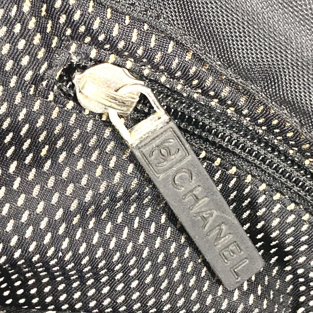 CHANEL スポーツ CC ココマーク ロゴ メッセンジャーバッグ 斜め掛け カバン フラップ ショルダーバッグ コーティングキャンバス レディース ブラック