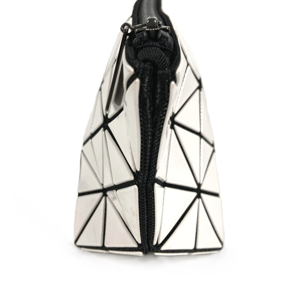 ISSEY MIYAKE BAOBAO กระเป๋าเครื่องสำอาง กระเป๋าใส่เครื่องสำอาง กระเป๋าคลัตช์ กระเป๋าอเนกประสงค์ PVC สีขาว unisex