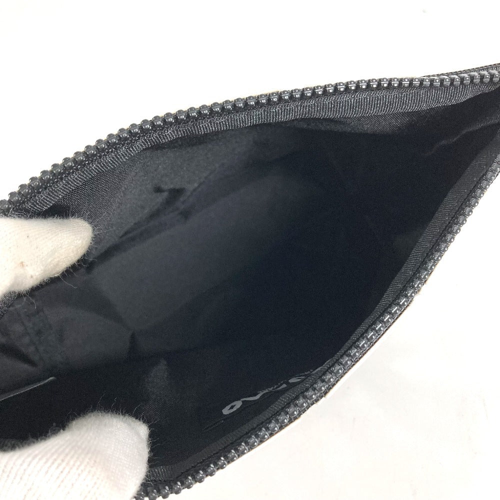 ISSEY MIYAKE BAOBAO กระเป๋าเครื่องสำอาง กระเป๋าใส่เครื่องสำอาง กระเป๋าคลัตช์ กระเป๋าอเนกประสงค์ PVC สีขาว unisex