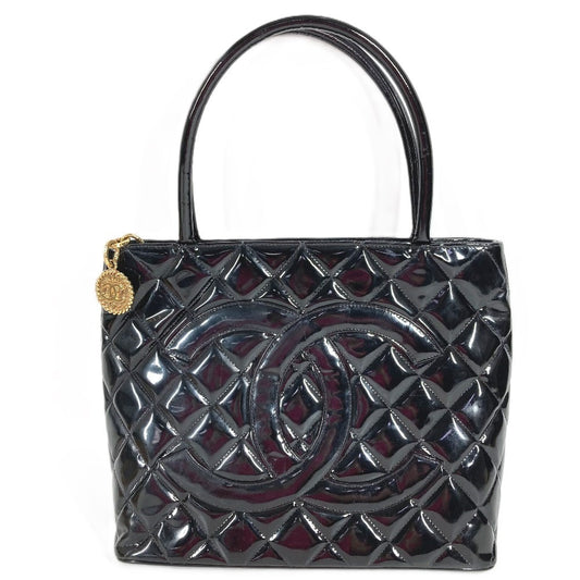 CHANEL A01804 CC ココマーク ロゴ 復刻トート ハンドバック カバン ショルダーバッグ 肩掛け トートバッグ エナメル レディース ブラック