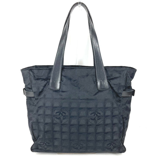 CHANEL A15825 ニュートラベルラインGM ニュートラベルライン GM トートバッグ 肩掛け カバン ショルダーバッグ ナイロン/レザー ユニセックス ブラック