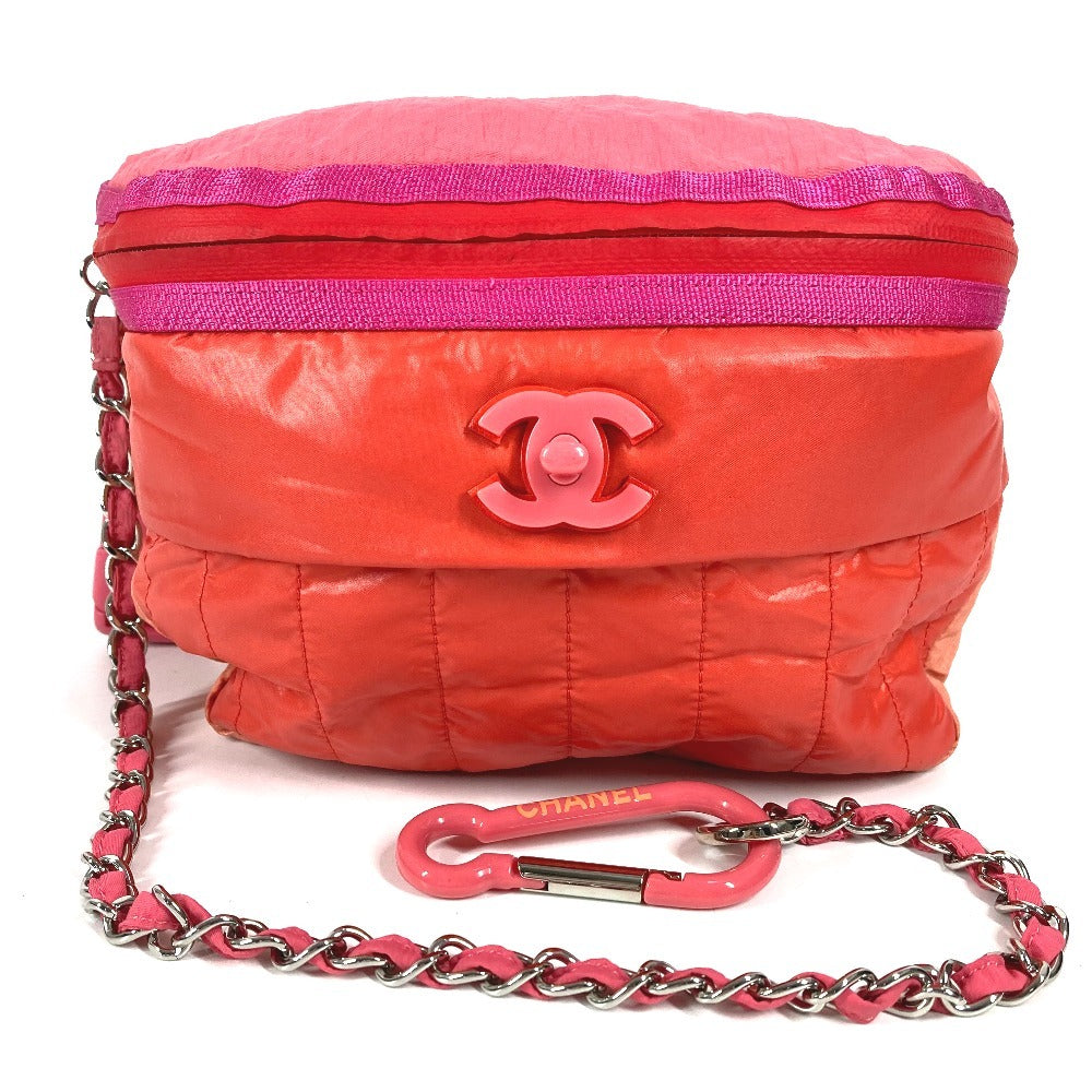 CHANEL AS0431 チェーン カラビナ付き CC ココマーク ロゴ バイカラー カバン ベルトバッグ ウエストバッグ ウエストポーチ ボディバッグ ナイロン レディース ピンク