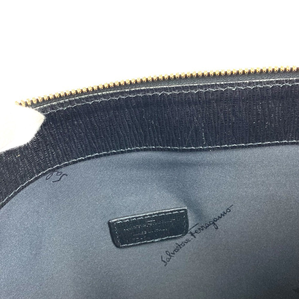Salvatore Ferragamo Logo Pouch with Handle Clutch Bag Clutch Bag Leather Unisex Black