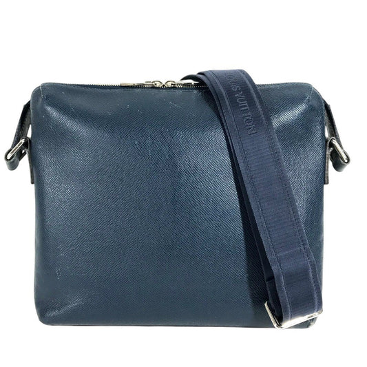 LOUIS VUITTON M30236 Taiga Grigori MessengerPM Bags Crossbody Messenger Bags Bags Shoulder Bag Taiga Leather Navy Used