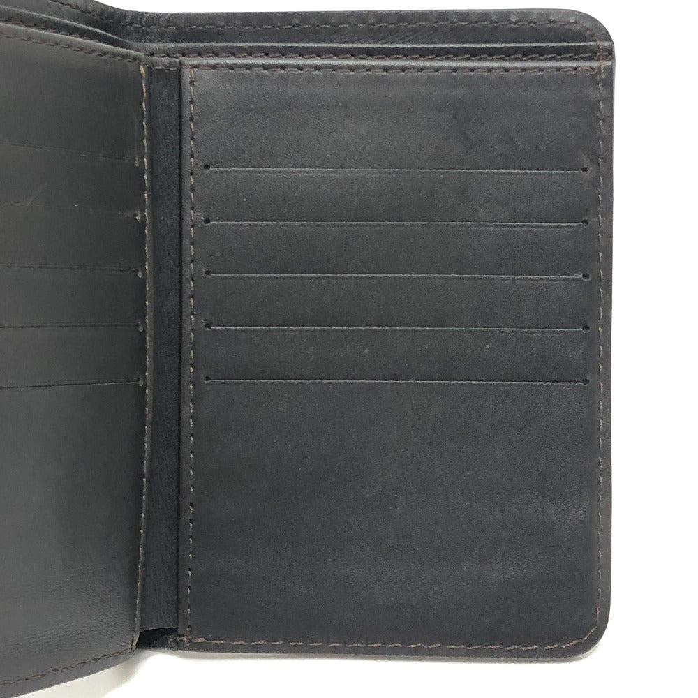 LOUIS VUITTON ユタ 財布 コンパクトウォレット 小銭入れ無し パスポートケース 2つ折り財布 レザー メンズ カフェ