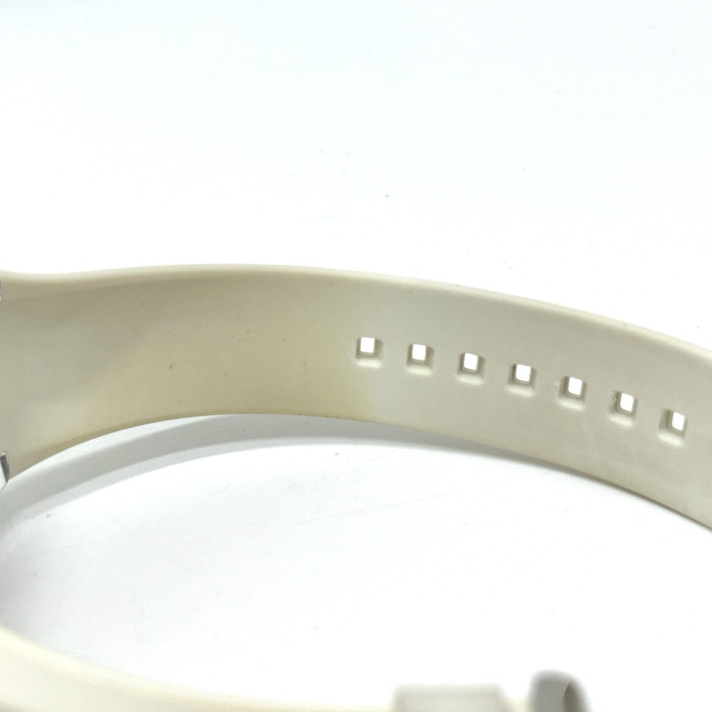 GUCCI 137.1 Sherry Line Date SS Rubber Belt Quartz Watch Plastic Men's White