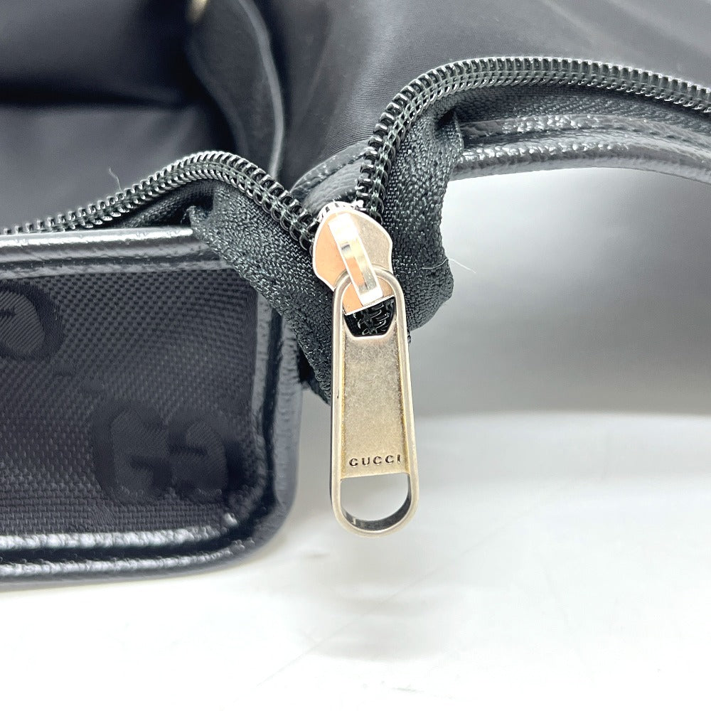 GUCCI 674801 オフザグリッド・トラベルポーチ ラウンド トラベルポーチ 旅行ポーチ ポーチ ナイロン/レザー レディース ブラック