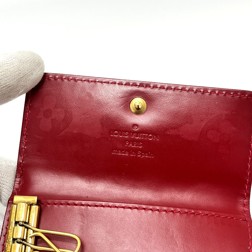 LOUIS VUITTON M91211 Multicles 4 พวงกุญแจ 4 ดอก 4 ห่วง คีย์เคส Monogram Vernis สตรี สีแดง Pomme d'Amour