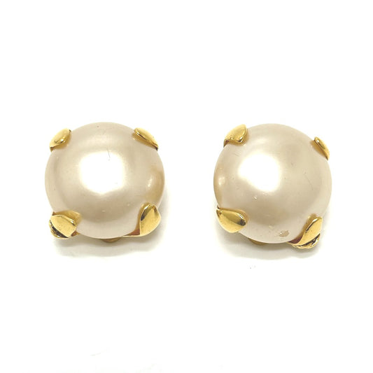 CHANEL vintage Faux pearl Earrings Faux pearl White x Gold Used