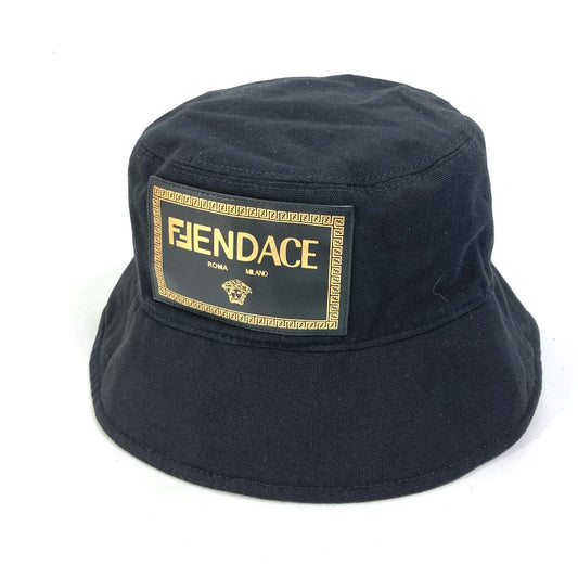 FENDI FXQ801 ヴェルサーチ versace コラボ フェンダーチェ fendace ロゴ  ハット帽 帽子 バケットハット ボブハット ハット コットン レディース - brandshop-reference