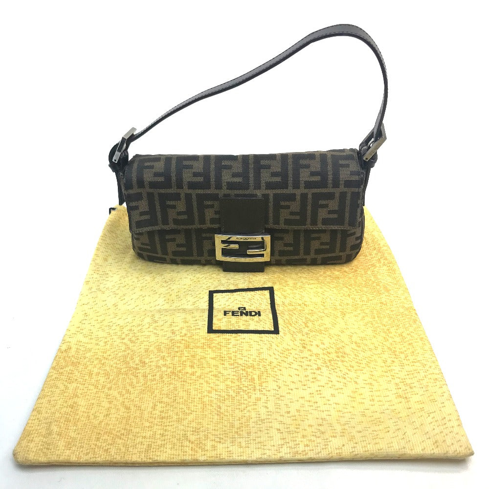 FENDI 33492 26424 008 ズッカ FF柄 マンマバケット セミショルダー