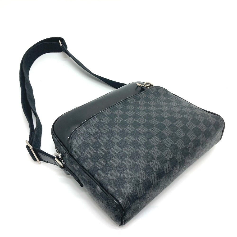 LOUIS VUITTON N41408 Dami Graphit Daiton PM Messenger Bag Shoulder ...