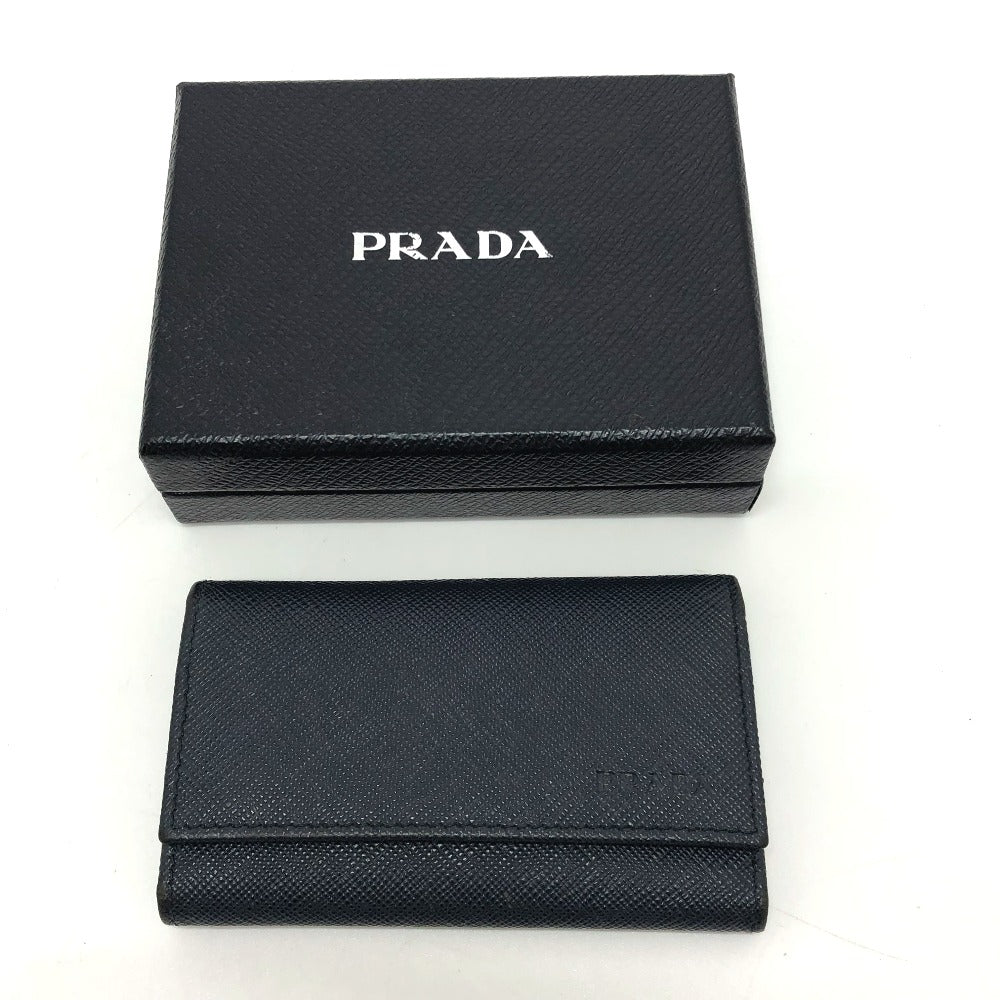 PRADA プラダキーケース サフィアーノ 4連キーケース ブラック - ファッション